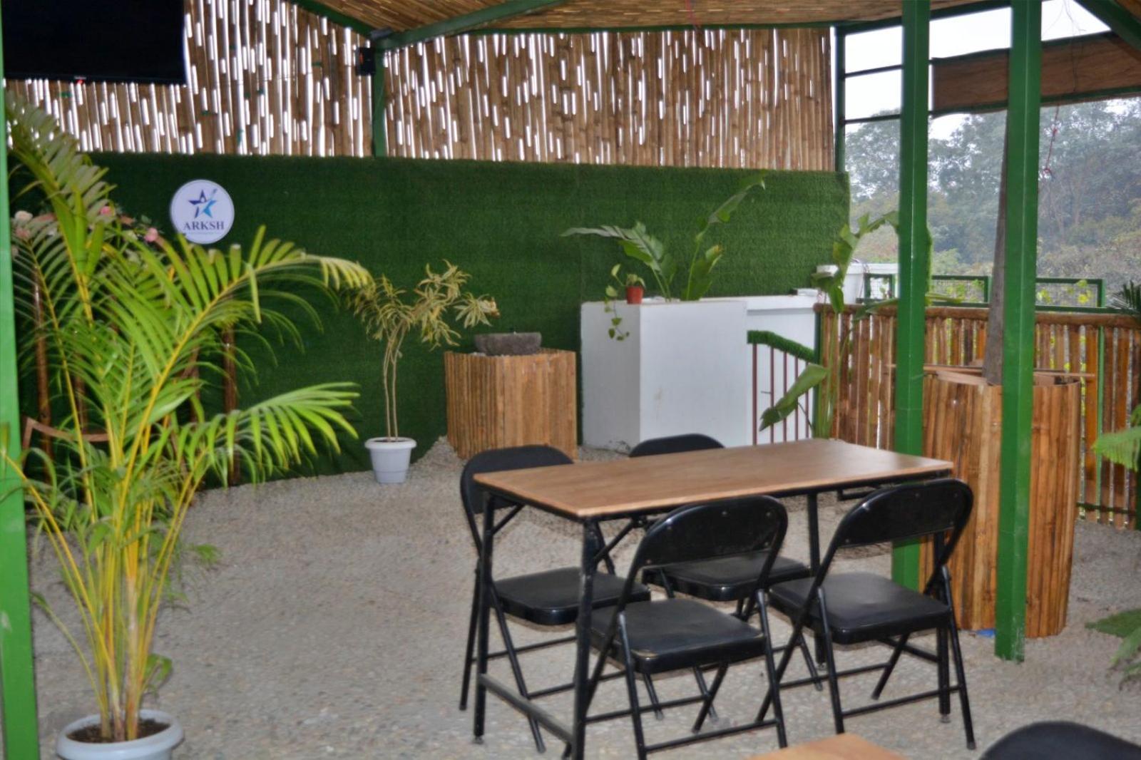 Hotel Peaceland Lumbini المظهر الخارجي الصورة